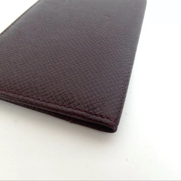 AUTH LOUIS VUITTON Taiga Leather Card Case - Picture 7 of 12